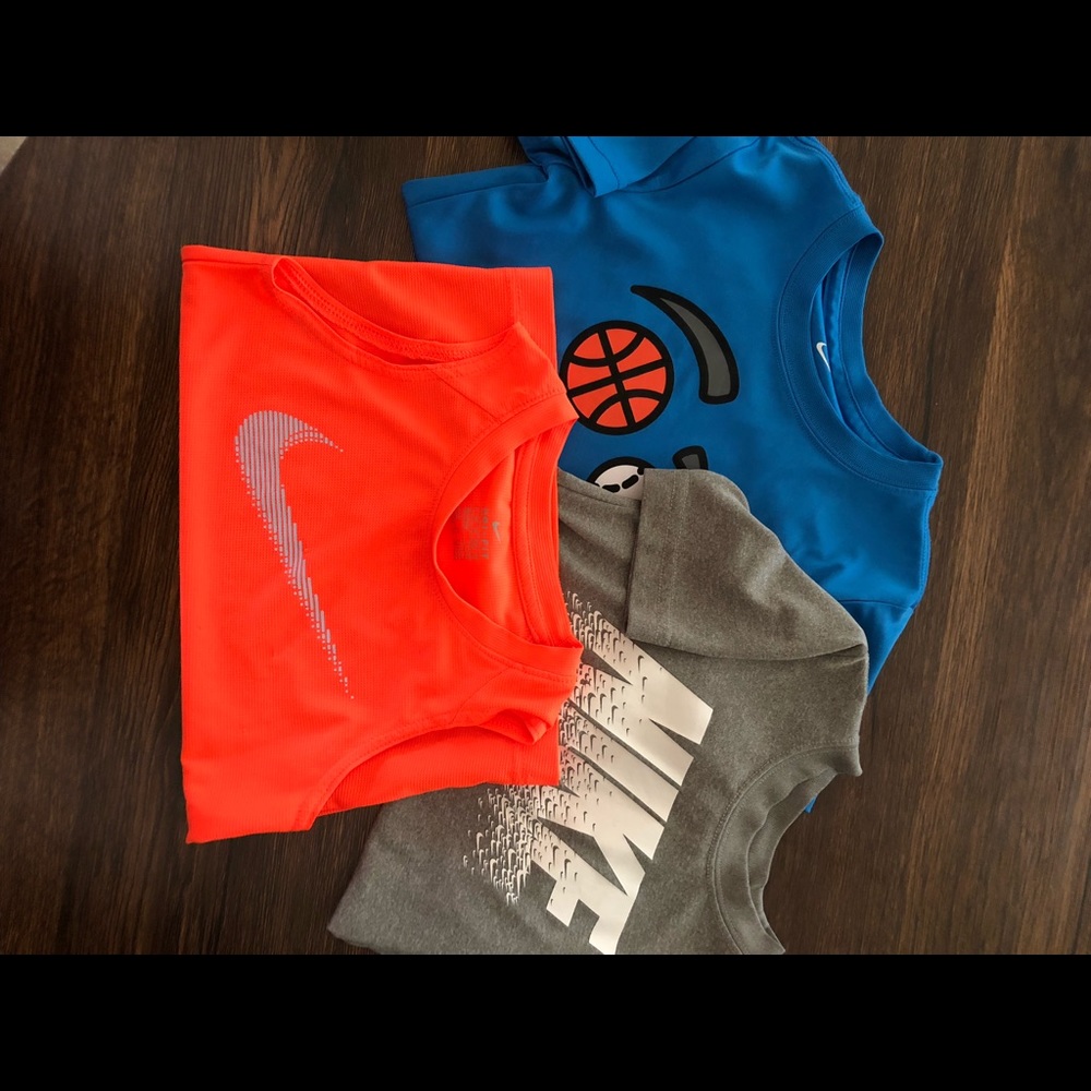 3 Nike Tops Orange Blue Gray